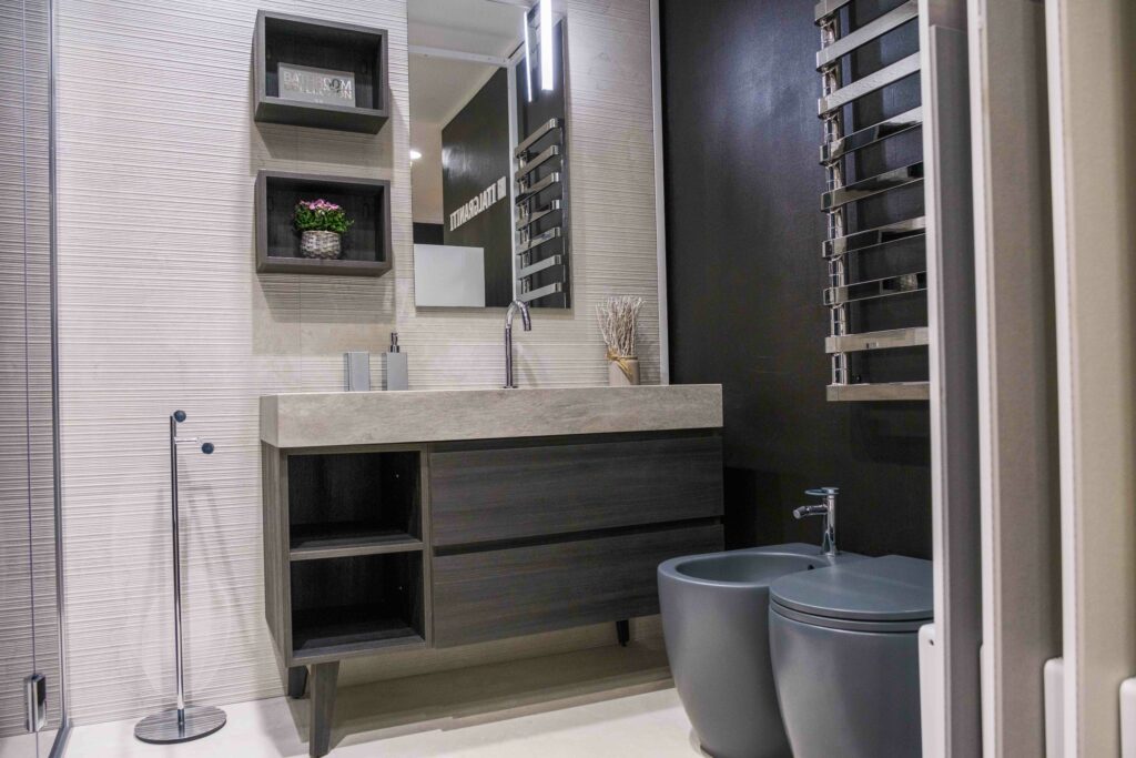 Arredo bagno: design che emoziona, comfort che avvolge, dettaglio